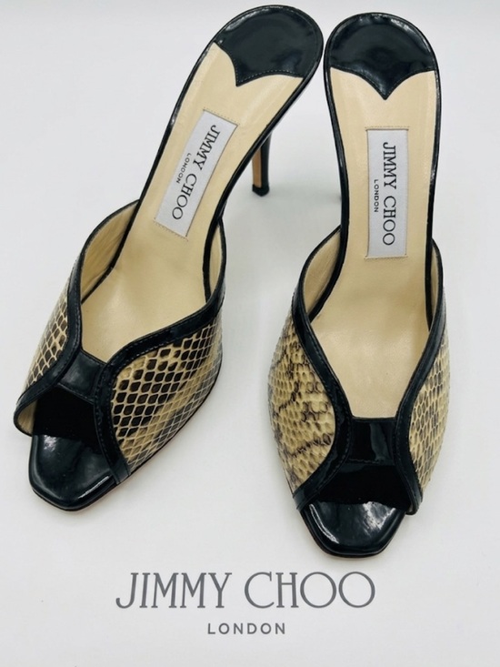 Jimmy Choo Shoes - Vintage Jimmy Choo leather Snakeskin print with dust bag ✨HOST PICK✨thank you!